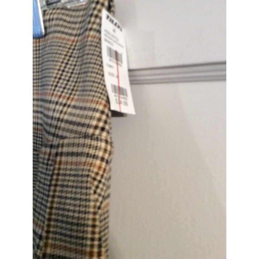 RSQ Tan and Black Plaid Pleated Mini Skirt - Picture 5 of 5